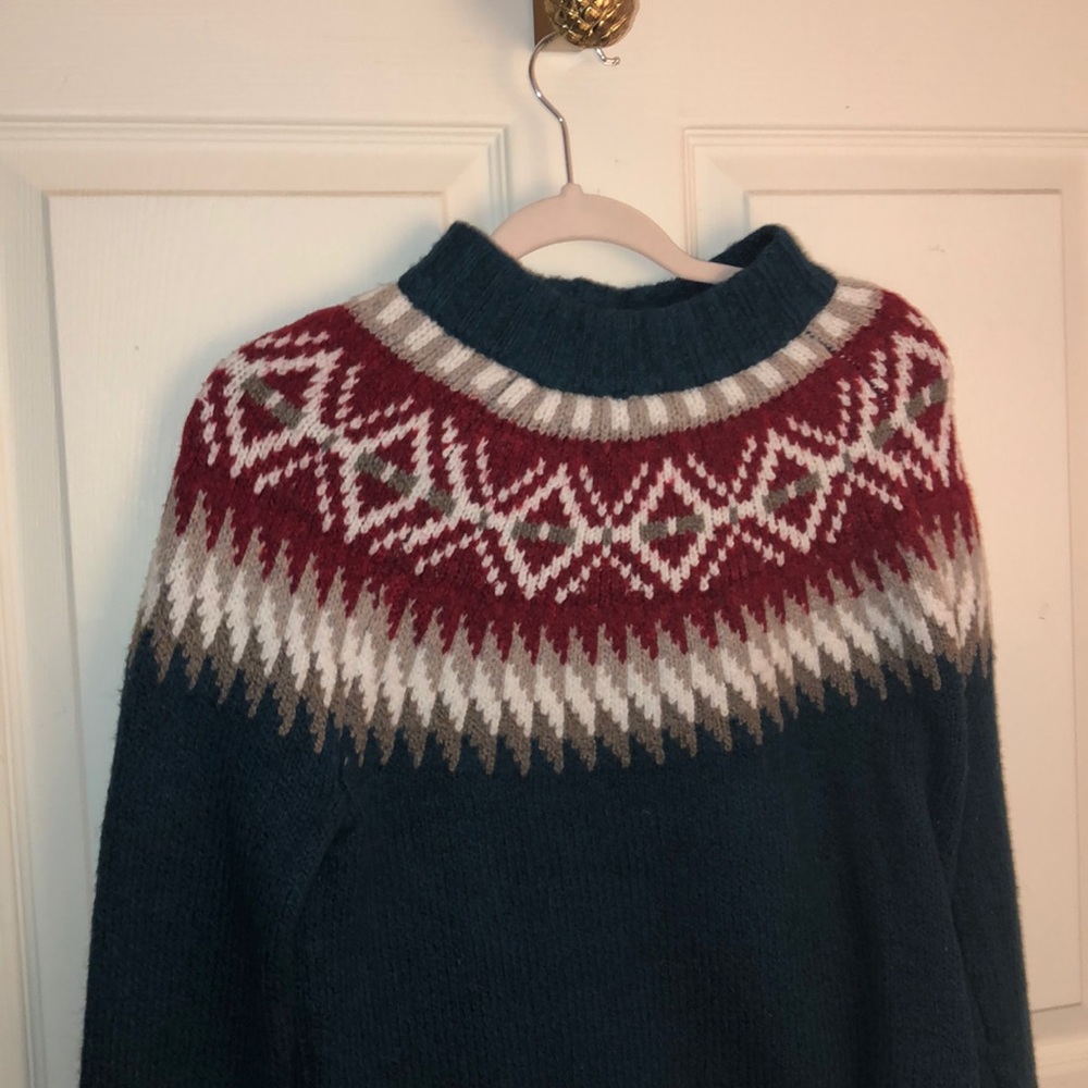 American Eagle  Soft sweater